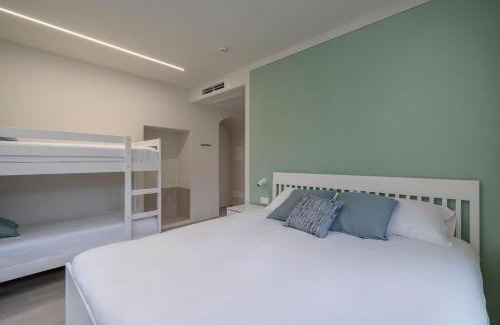Olginate House | Le finestre sul Lago - Lake Como Front - Free Parking and AC