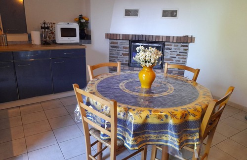 Navas House | Le Gîte "bleu" "pelegrine"