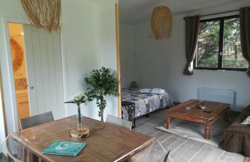 Gonneville-en-Auge House | Le Gîte insolite Gonnedouillé