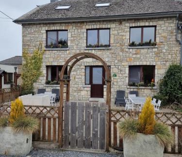 Bellevaux-Ligneuville House | Le gîte l'écureuil