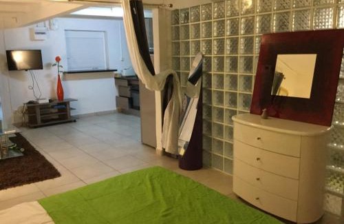 Riviere-Sens House | Le gîte les haut de la Marina