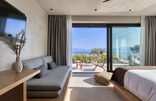 Evrostina Hotel | Le Grand Bleu Resort