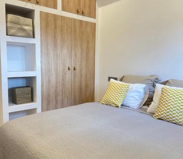 Pierrevert House | Le Grand Bouteillan