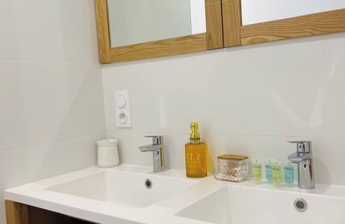 Sourcieux-les-Mines House | Le Grand Chacel