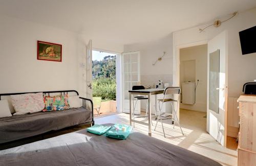 Le Rayol Apartment | Le jardin de Neptune