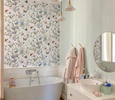 Troyes Apartment | Le Jardin Des Délices charming house in Troyes