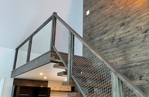 Pohenegamook Ski Chalet | Le Jarret Noir - Modern chalet in Nature! SPA! Super Lake View!