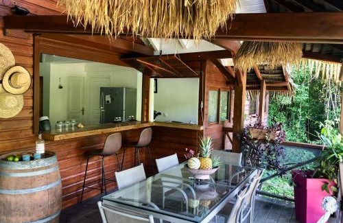 Les Abymes House | Le Jasmin de nuit Chalet , SPA Privatif