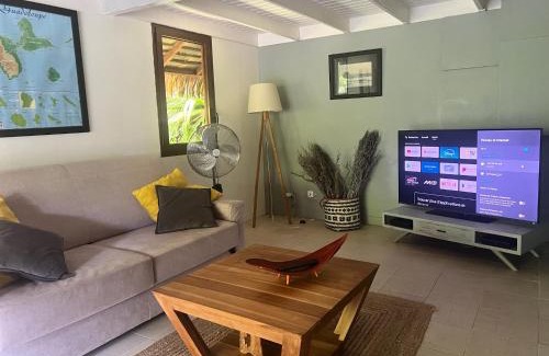 Les Abymes House | Le Jasmin de nuit Chalet , SPA Privatif