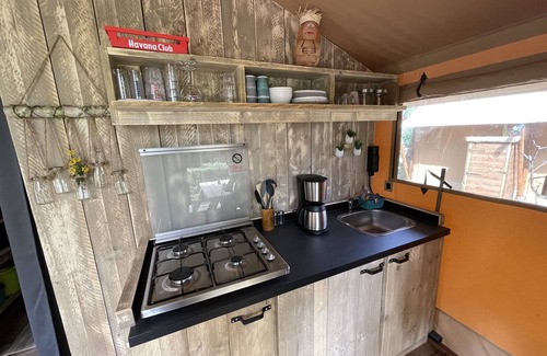 Draguignan Ski Chalet | Le Lodge Safari