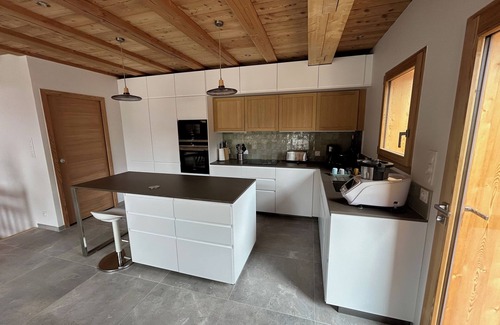 Ceillac Ski Chalet | LE LOUP BLANC Chalet | 3 bed rooms | Ceillac