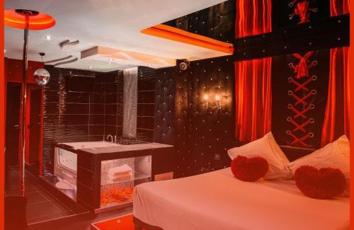 Lyon City Centre Apartment | Le Love Spa