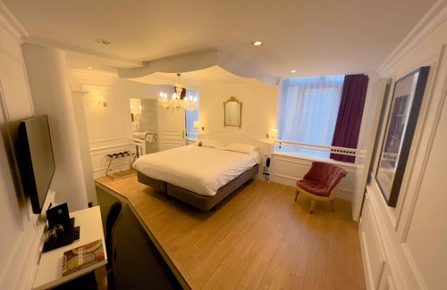 Dinan - Saint-Malo Hotel | Le Magic Hall