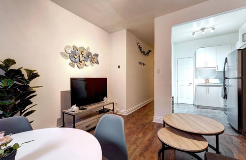 Sainte-Marie Apartment | Le Magnifique Near Downtown