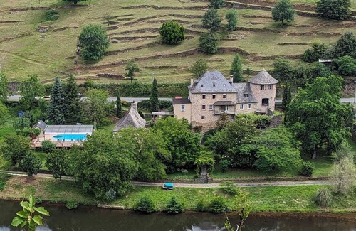 Grand-Vabre Apartment | Le Manoir des Pélies-Au gré du vent.