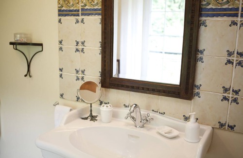 Mellionnec Bed & Breakfast | Le Manoir Du Poul Coeur de Bretagne B&B