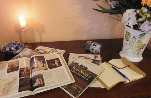 Valiano Apartment | Le Manzinaie - Villa Iris - Perfect for families or group of friends