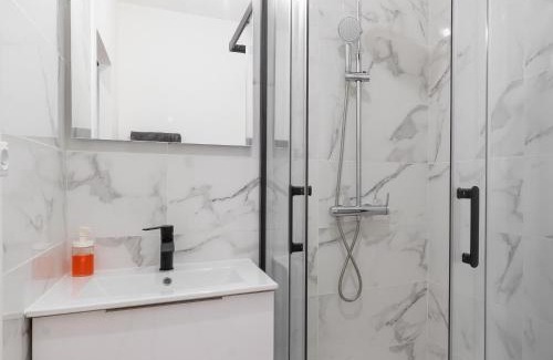 Saint - Agne Apartment | Le Maréchal - Studio cosy en centre-ville