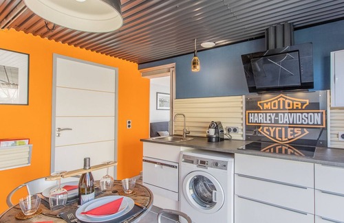 Montbellet House | Le Meet'Oyen - MONTBELLET