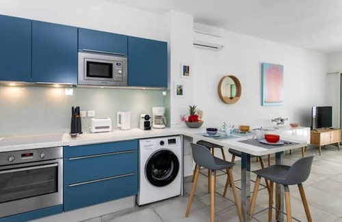 Orient Bay House | Les Sucriers house, ideal location near village and beach