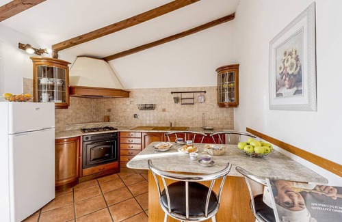Torrazza Apartment | Le Mimose 6 Pax - Three Bedroom Apartment, Sleeps 6