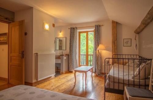Saint-Andre-d'Embrun House | Le Moulin Ollivier