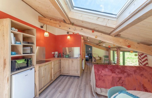 Vosbles-Valfin Apartment | Le Nid de Bluenn - One Bedroom Apartment, Sleeps 5