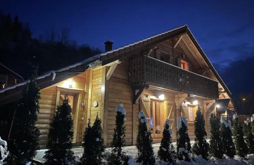 La Bresse Ski Chalet | ⁂ LE NID DE PIERRE & JULIE [CLEDICIHOME] 2 pas du centre ville/SPA & TERASSE AMENAGEE ⁂