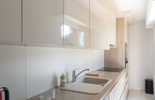 Sanary-sur-Mer Apartment | Le Palm Beach - Jacuzzi et vue mer