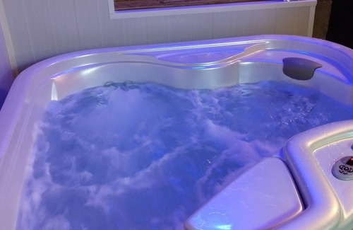 La Roche-Blanche House | Le Paradis Avec Spa/jacuzzi, Terrasse, Place de Parking