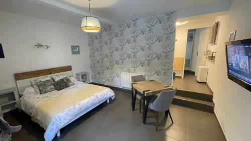 Maurepas Apartment | LE PAVILLON RENNAIS