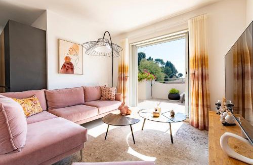 Menton Apartment | Le Penthouse de 220m2 - Jacuzzi - 3 Parkings - Climatisation - Terrasse