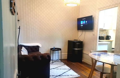 Old Town Apartment | Le Petit Bouchon - Hyper Centre/Calme/Wifi/Netflix