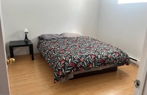 Sainte-Anne-des-Monts Apartment | Le petit Sieurnn