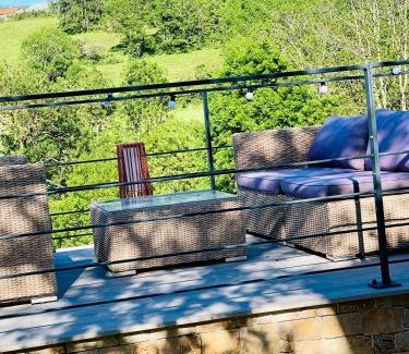 Sourcieux-les-Mines House | Le petit Chacel