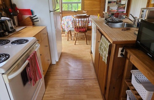 Saint-Magloire Ski Chalet | Le Petit Chal'heureux | Fishing & Hiking