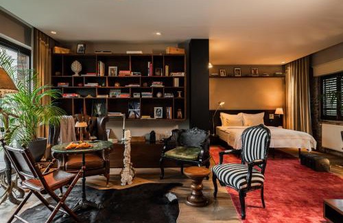 Brasov Villa | Le Petit Chalet - Artegianale