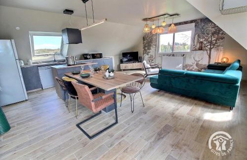 Langast House | Le petit duc