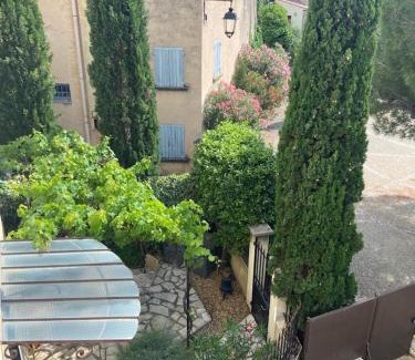 Sablet Apartment | Le Petit Jardin