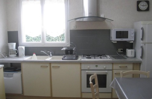 Bassin de Bourg-en-Bresse House | Le Petit Plan - Saint-just