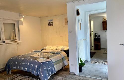 Ingwiller Apartment | Le Pi'style(chambre,cuisine,salle d’eau,terrasse)