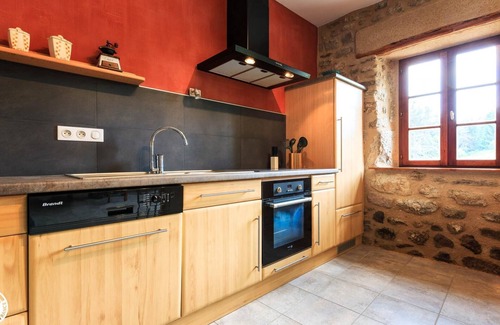 Sauvessanges House | Le Pont de Chaumat - Sauvessanges