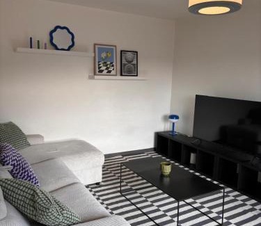 Bonneville Apartment | LE POP appartement contemporain avec terrasse et parking