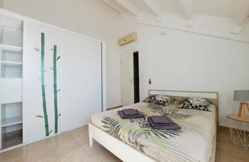 Gourbeyre House | Le Poumon Vert