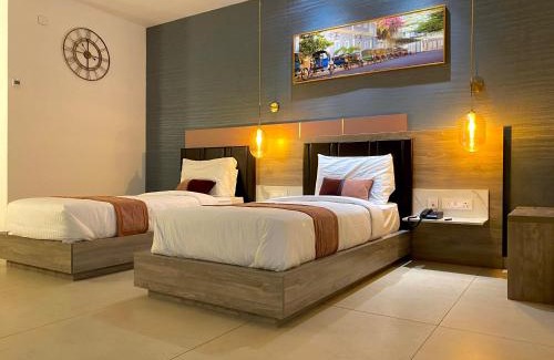 Kalapettai Hotel | Le Prestige Residency