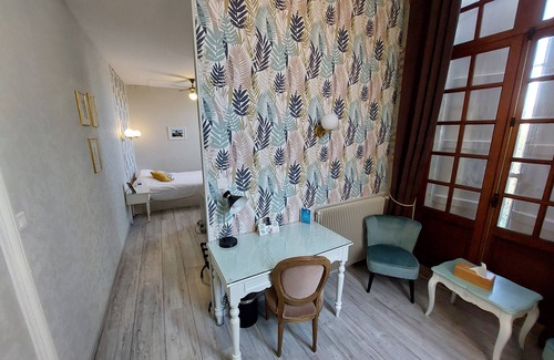 Serignac-sur-Garonne Hotel | Le Prince Noir