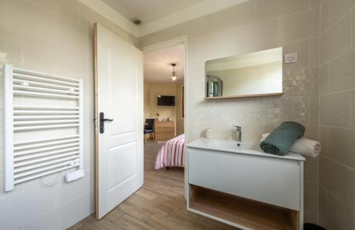 Saint-Quentin-Lamotte-Croix-au-Bailly Apartment | Le Reflet de l'Horizon - Proche Plage