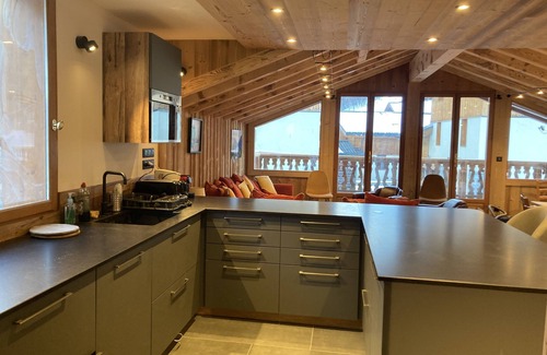 Le Bettaix Ski Chalet | Le Refuge du Cabri -15 people- sauna - jacuzzi Les Ménuires -Skis aux Pieds