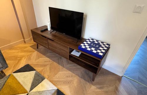 Bondy Apartment | Le Refuge Urbain