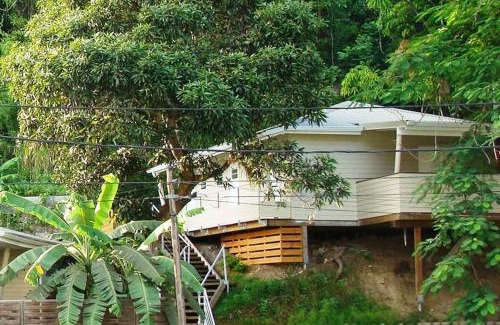 Les Abymes House | Le repère des Pirates